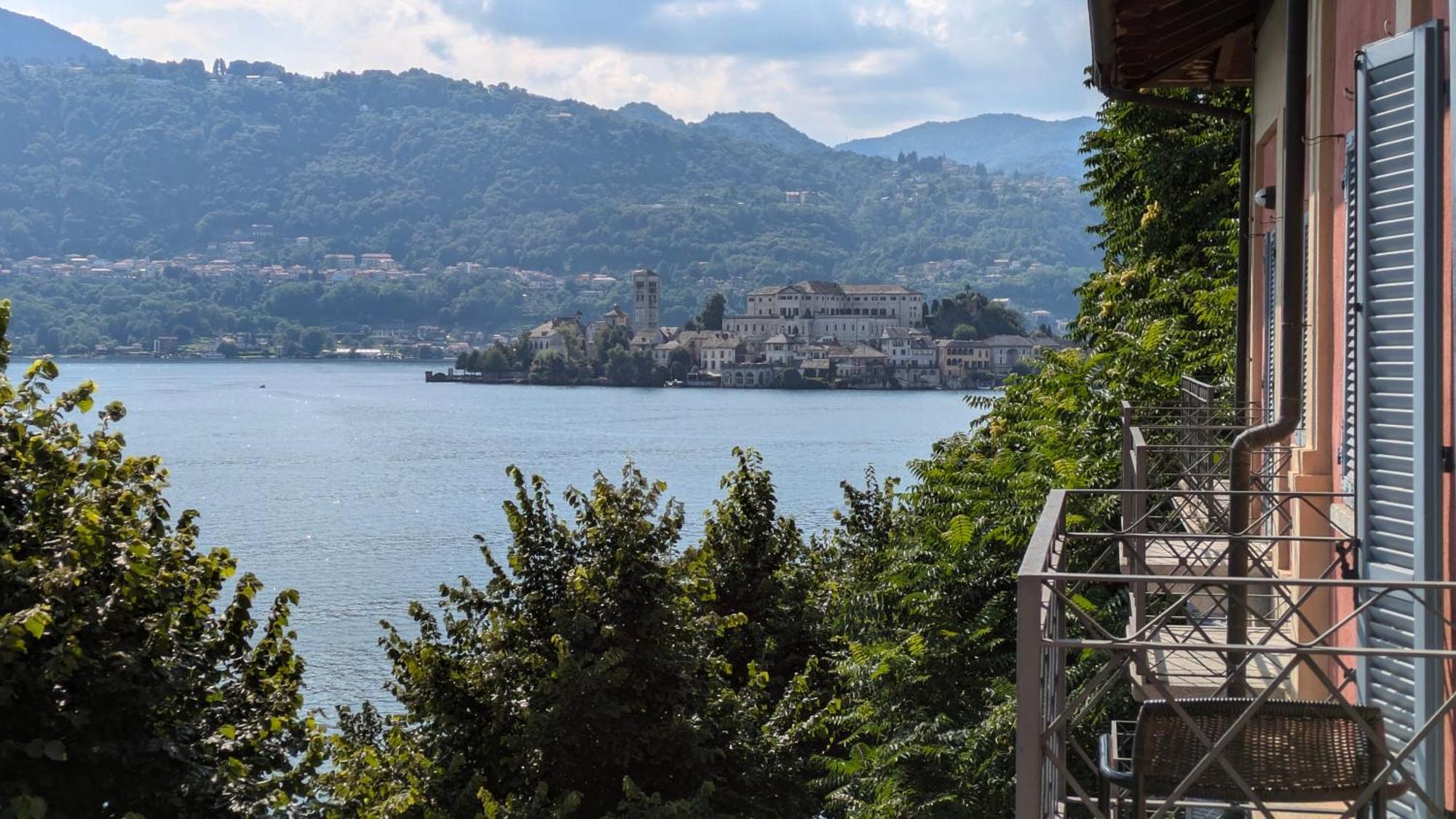 Casa Sul Lago Orta Orta San Giulio Luaran gambar